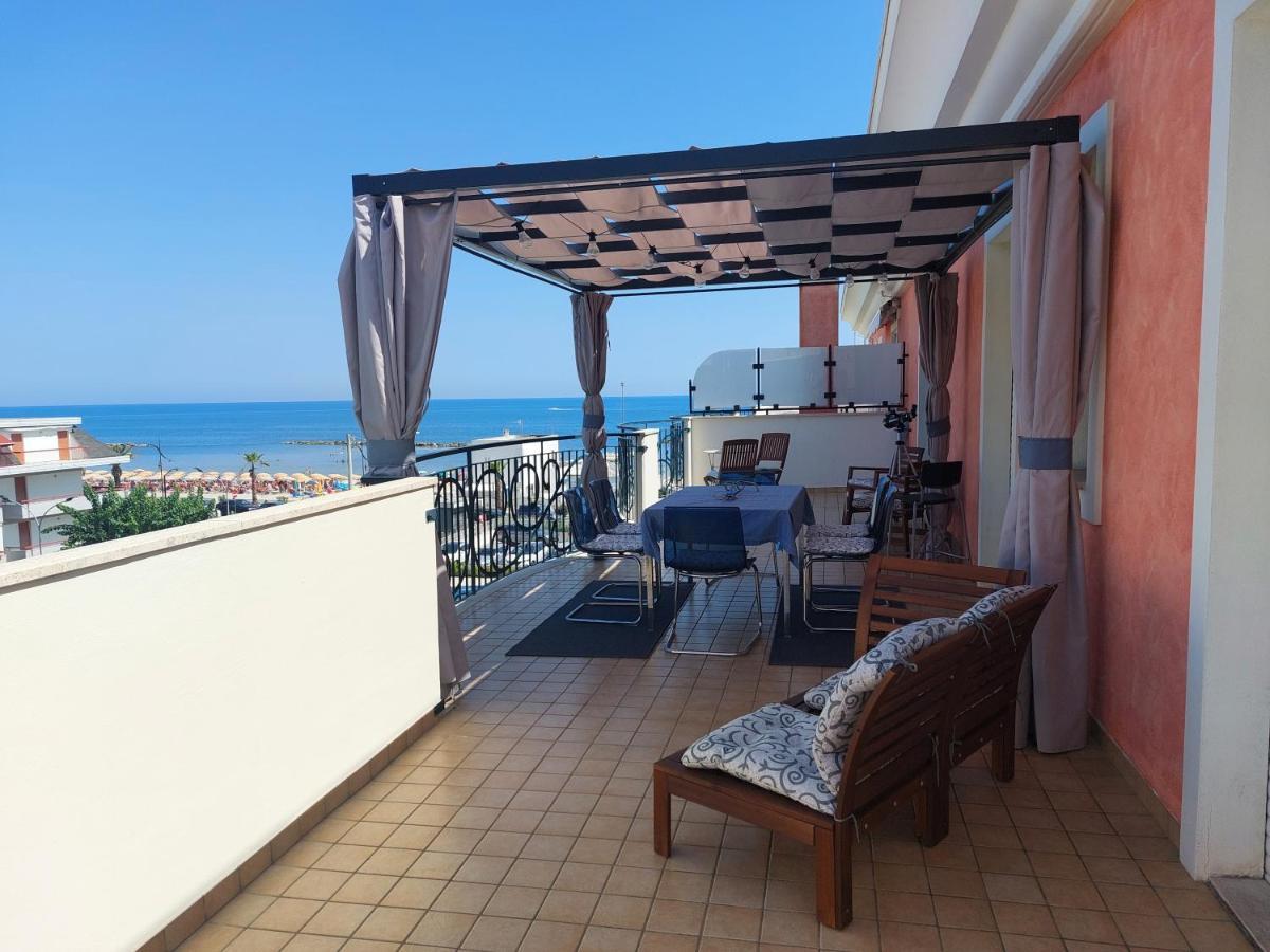 Penthouse On The Adriatic Sea Διαμέρισμα Martinsicuro Εξωτερικό φωτογραφία